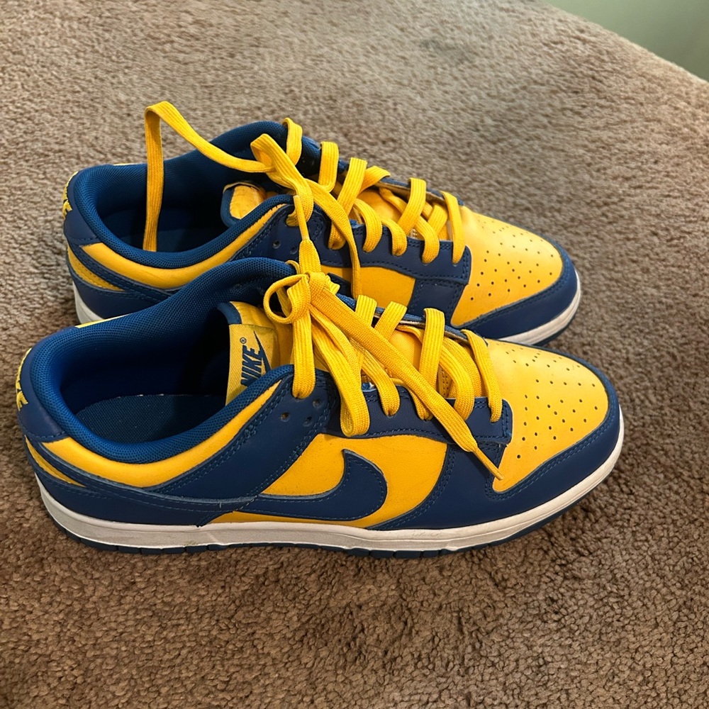 Nike Dunks (UCLA)